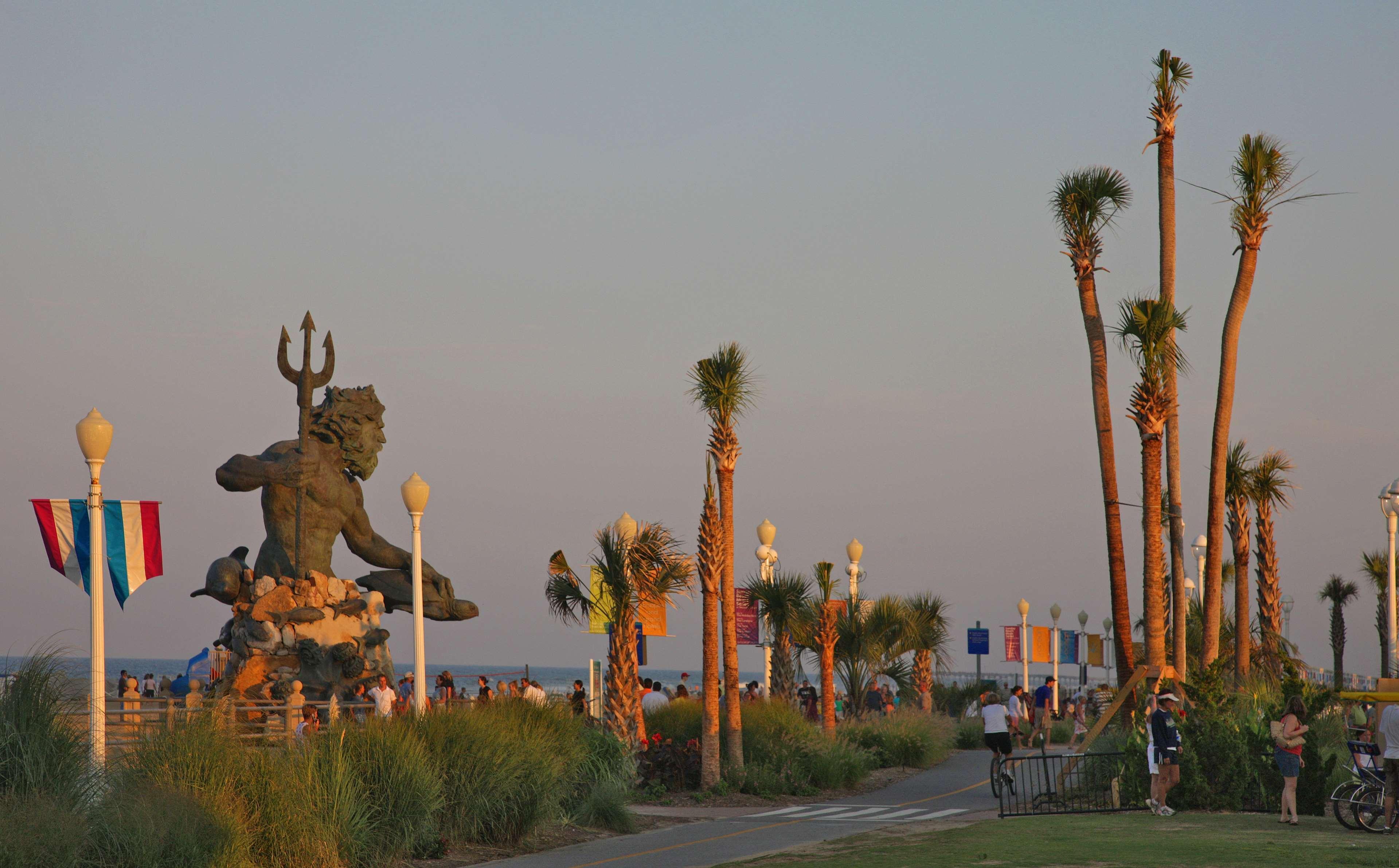 Hampton Inn Virginia Beach Oceanfront North Экстерьер фото