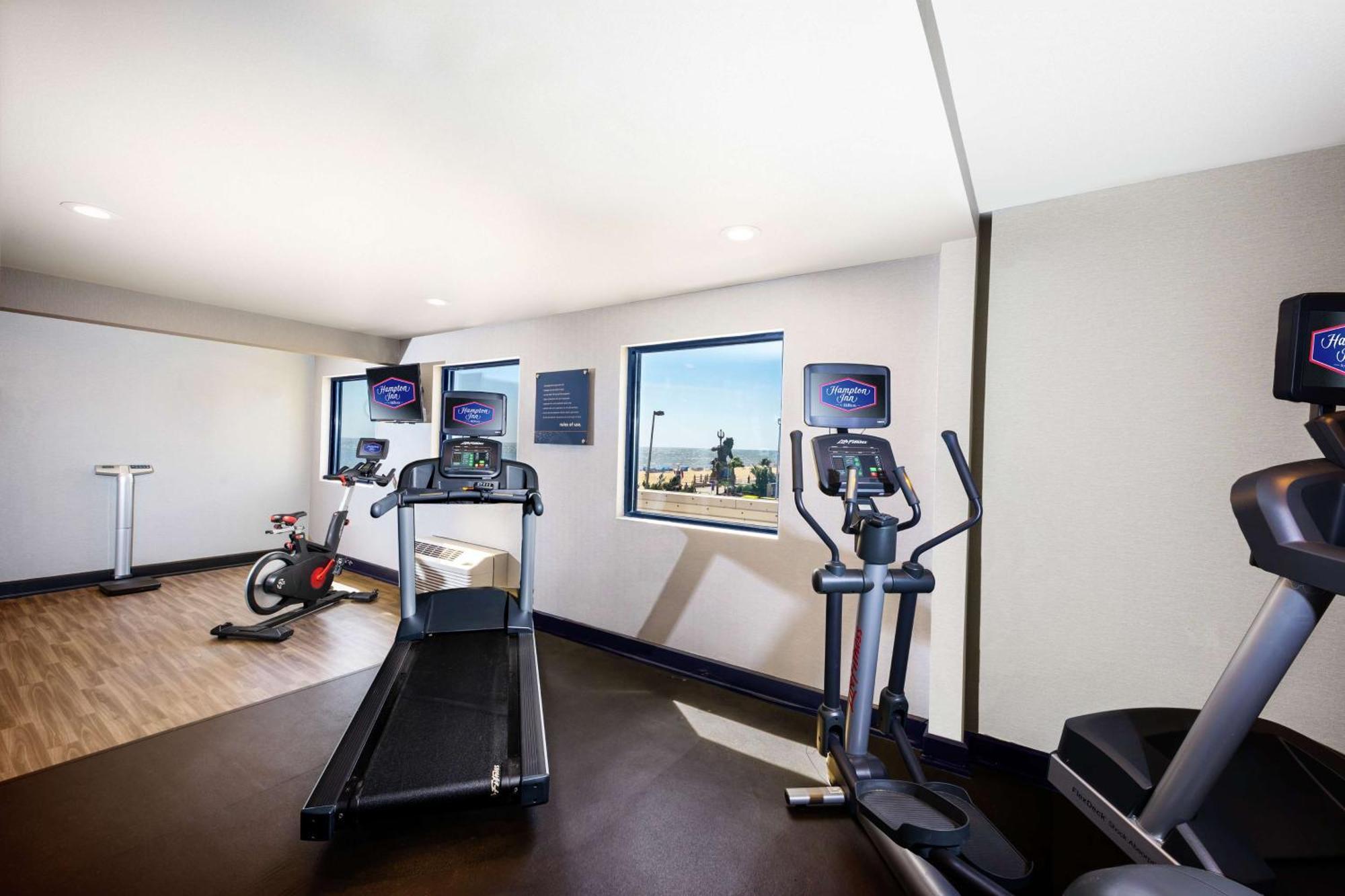 Hampton Inn Virginia Beach Oceanfront North Экстерьер фото